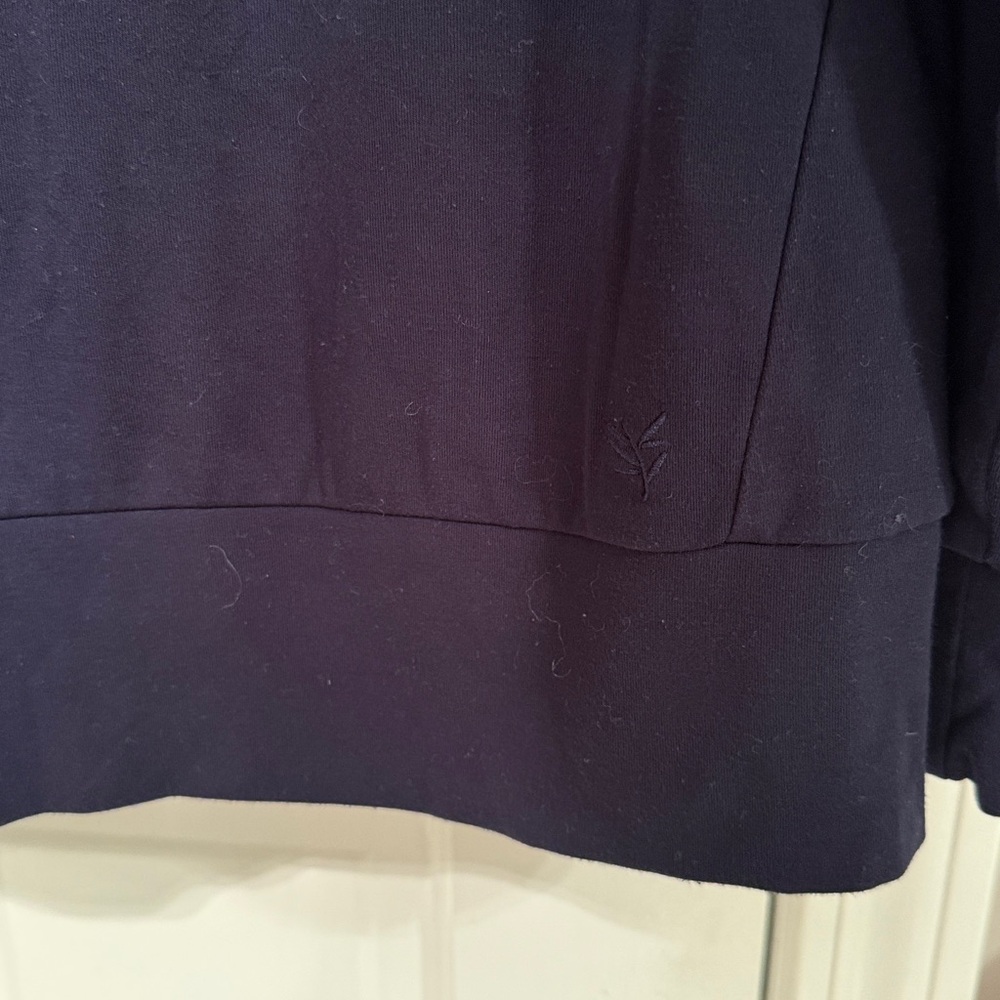 Cozy Earth Bamboo Pullover Crew Navy Long Sleeve Relaxed Top - Picture 4 of 6